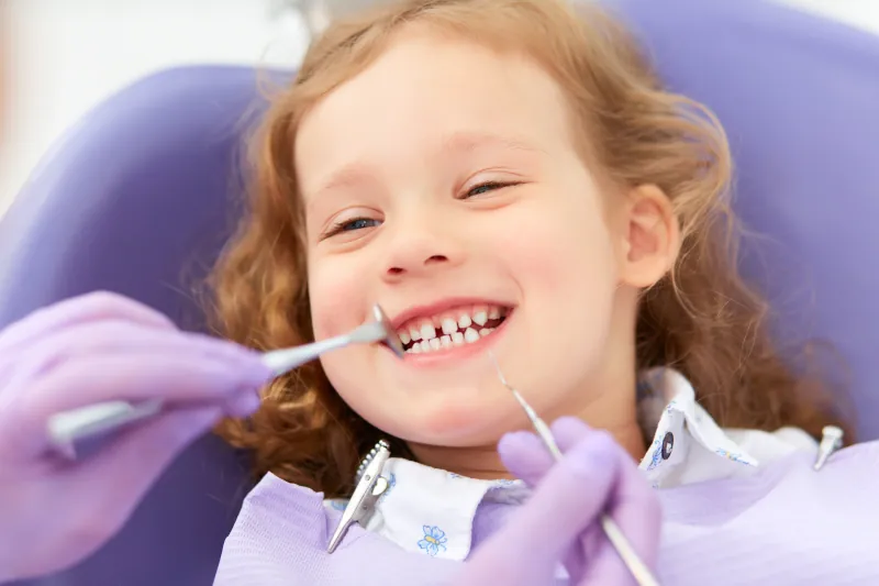 Die ersten Zähne - Ab zum Zahnarzt